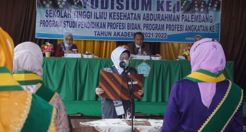 Yudisium dan Pelantikan 18 Mahasiswa Prodi Pendidikan Profesi Bidan Angkatan Ke-1