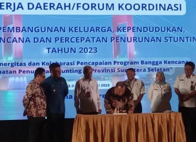 STIKES Abdurahman Palembang Menandatangani MOU Dengan BKKBN Provinsi Sumsel di Novotel Palembang