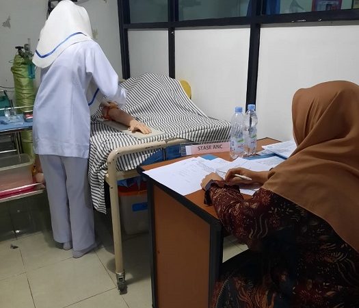 Pelaksanaan Pre OSCA Mahasiswa Reguler Prodi DIII dan S1 Kebidanan