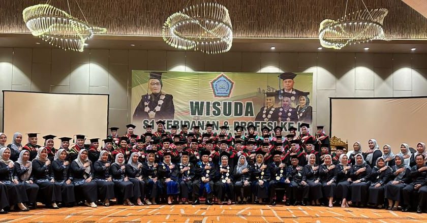 Wisuda Ke-XIV STIKES Abdurahman Palembang TA 2022/2023