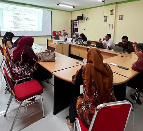 Rapat Kurikulum S1 Farmasi TA 2025/2026