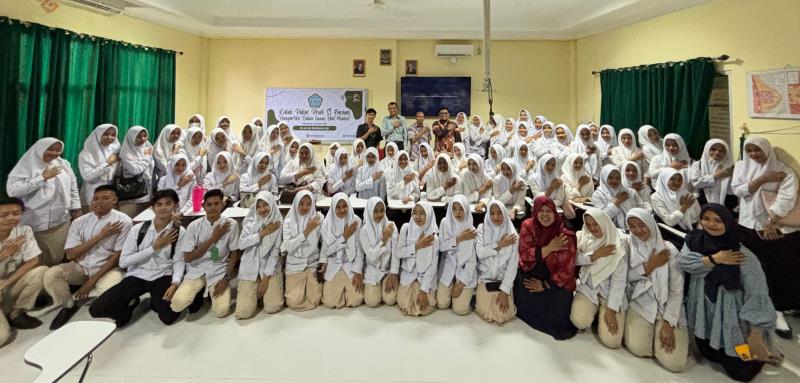 Kuliah Pakar Farmasi “Nanopartikel Dalam Inovasi Obat Modern”